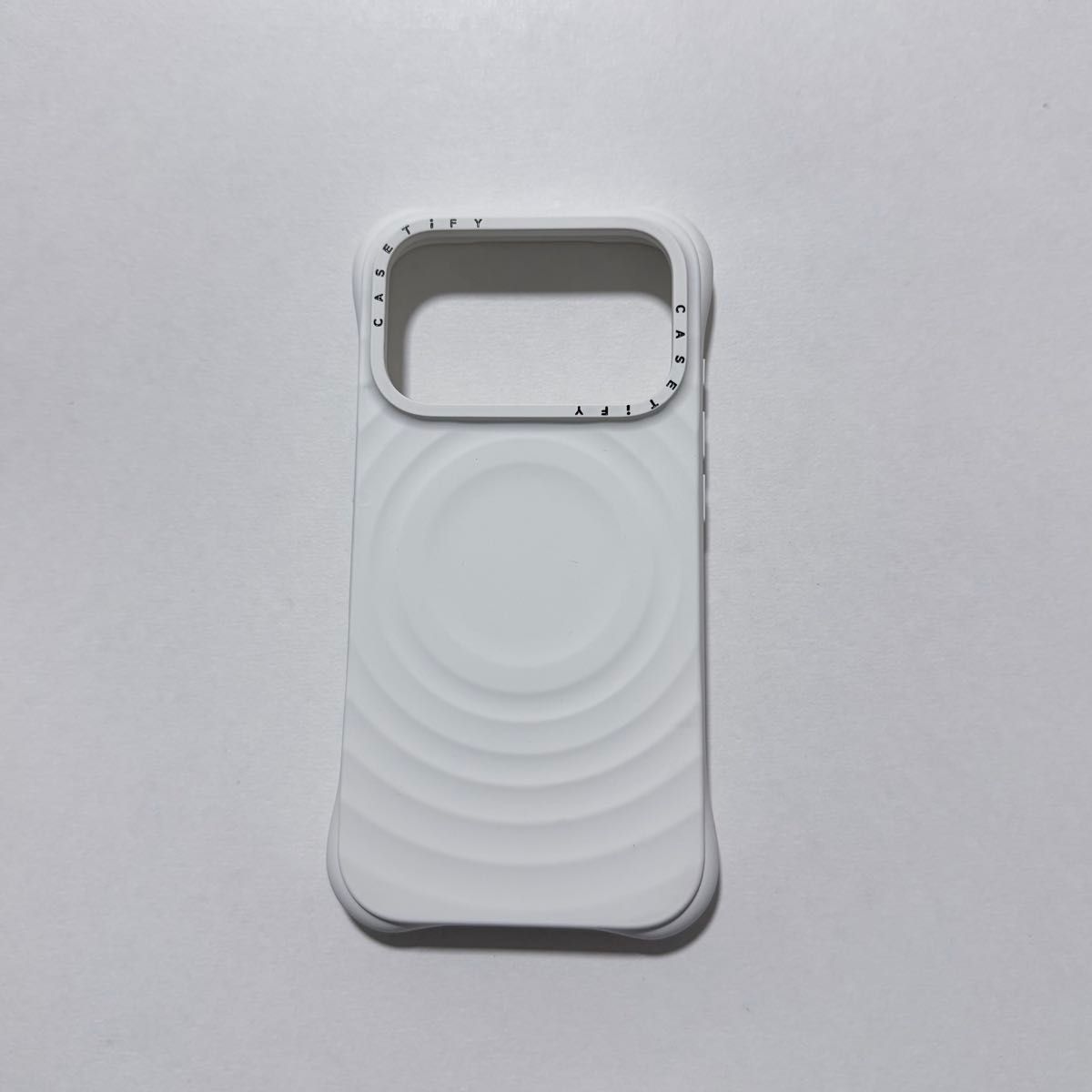 CASETiFY ウェーブ シリコン iPhone 17 Pro ケースホワイト｜Yahoo