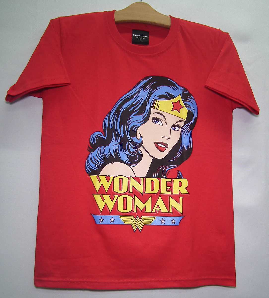 新品 ワンダーウーマン 赤S半袖 wonder woman イラスト DCコミック