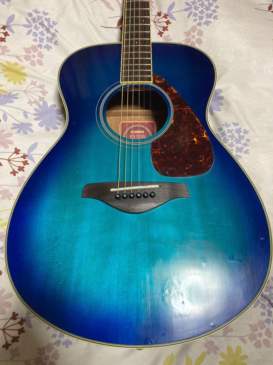 ヤマハアコースティックギター（FS720S）