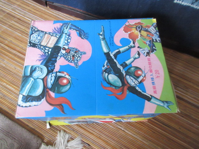 仮面ライダー マルヨシ 高級化粧紙 ちり紙