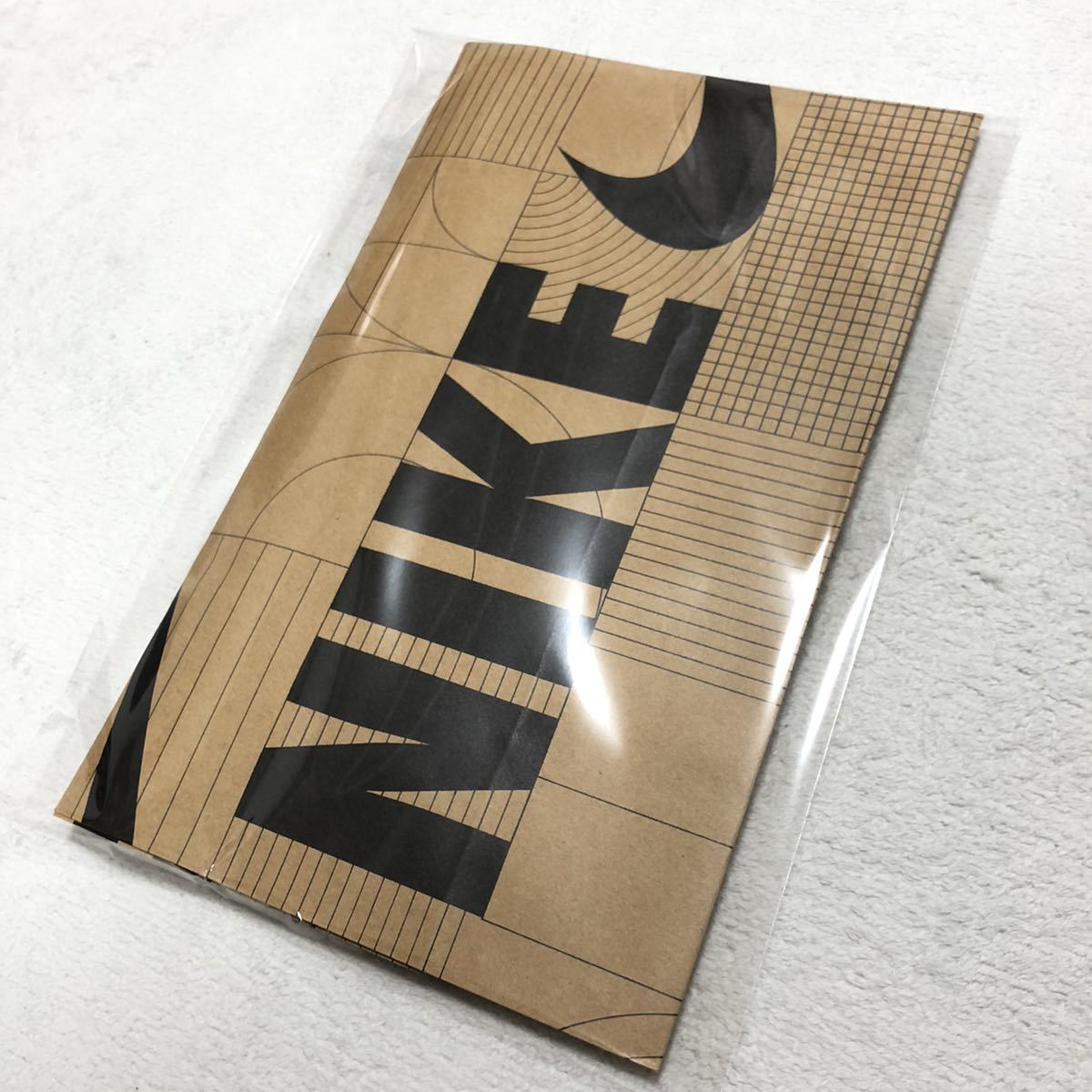 使用品 NIKE ナイキ ショップ袋 紙袋 【公式通販】