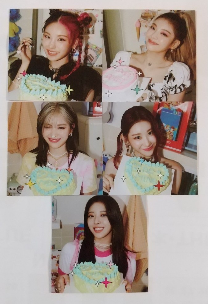 ITZY ユナ直筆サイン入りチェキBlahBlahBlah