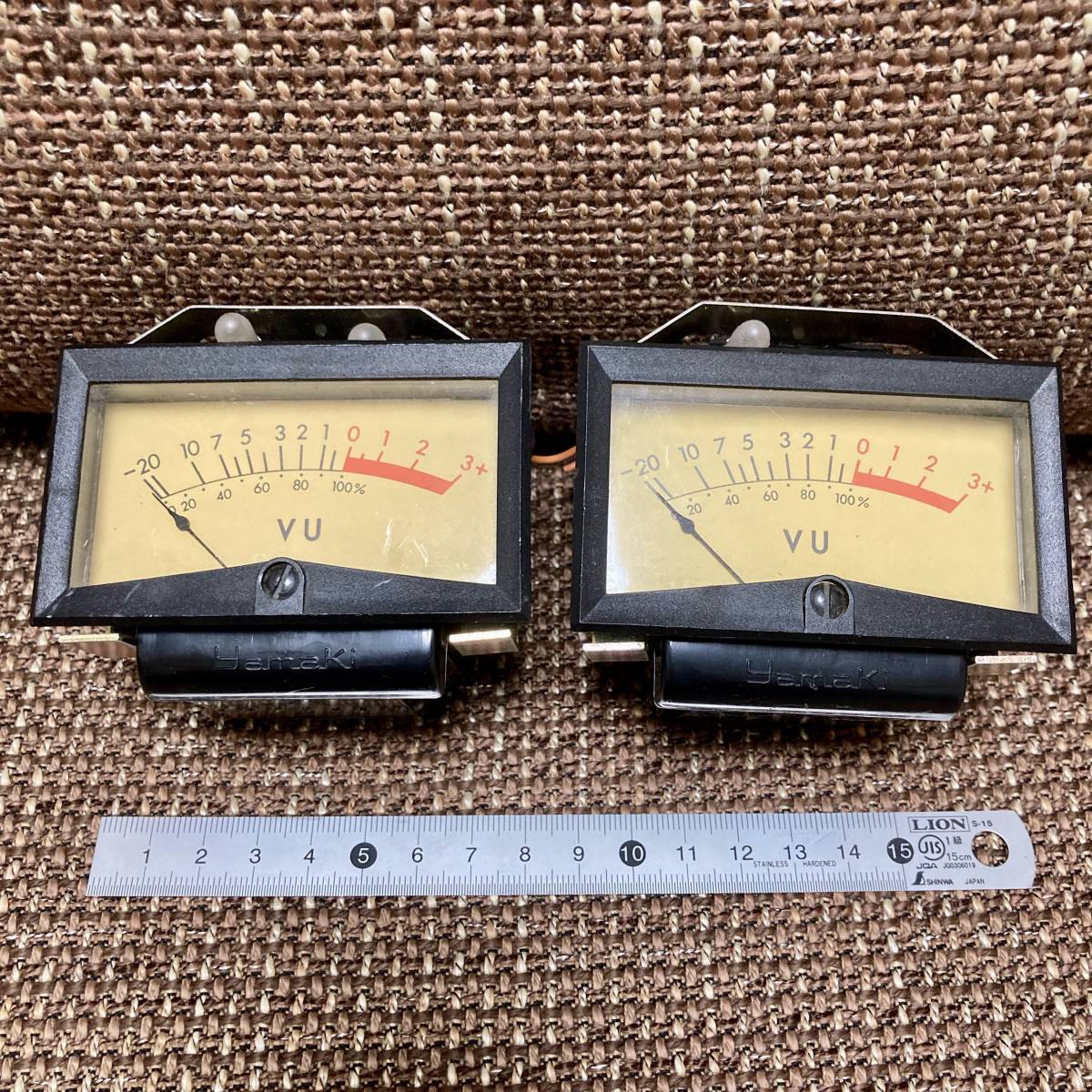 自作ステレオVUメーター174号機（TEACピーク表示機能付） 自作ステレオ