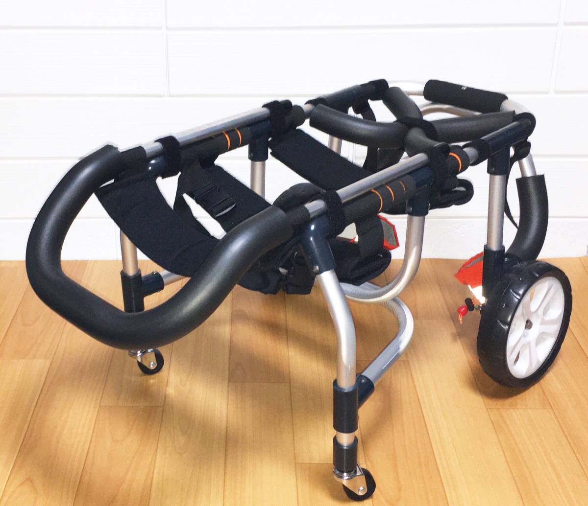 犬の車椅子 中型犬用4輪 9～18kg位 背高～45cm位 顎乗せ付き 歩行器 犬