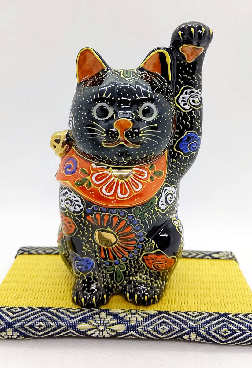 招き猫 九谷焼手書きお願い三毛猫5.2号高さ16cm 招き猫 九谷焼手書き