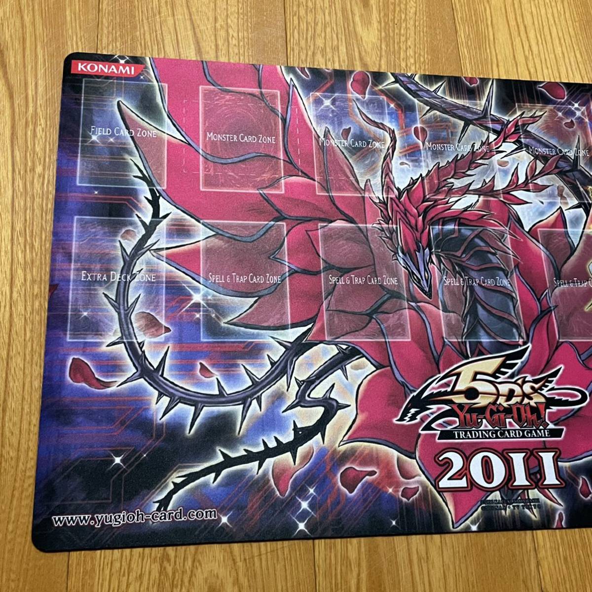 TSUTAYAトーナメントプレイマット 十六夜アキ ブラックローズドラゴン