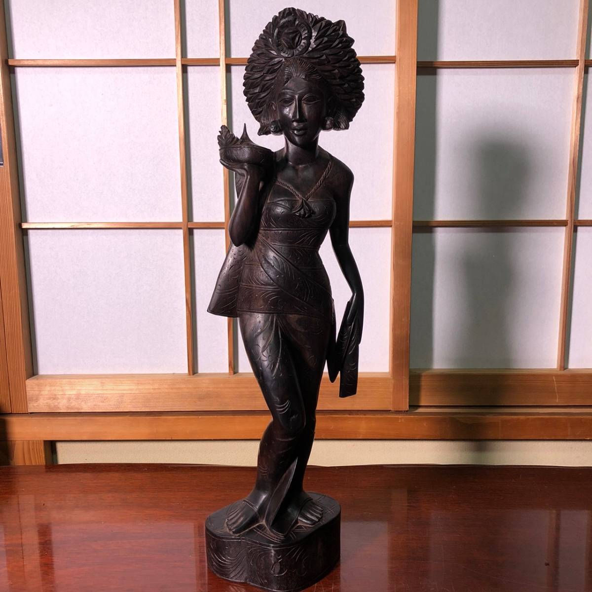 バリ島 美しい女性像 木彫り彫刻 東南アジア 美人像/人形 オブジェ置物