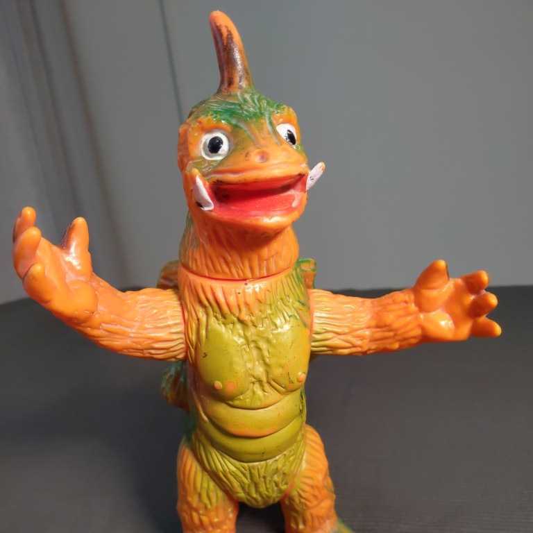 trash goodz 二本角怪獣 パチ怪獣ゾルメンizumonster