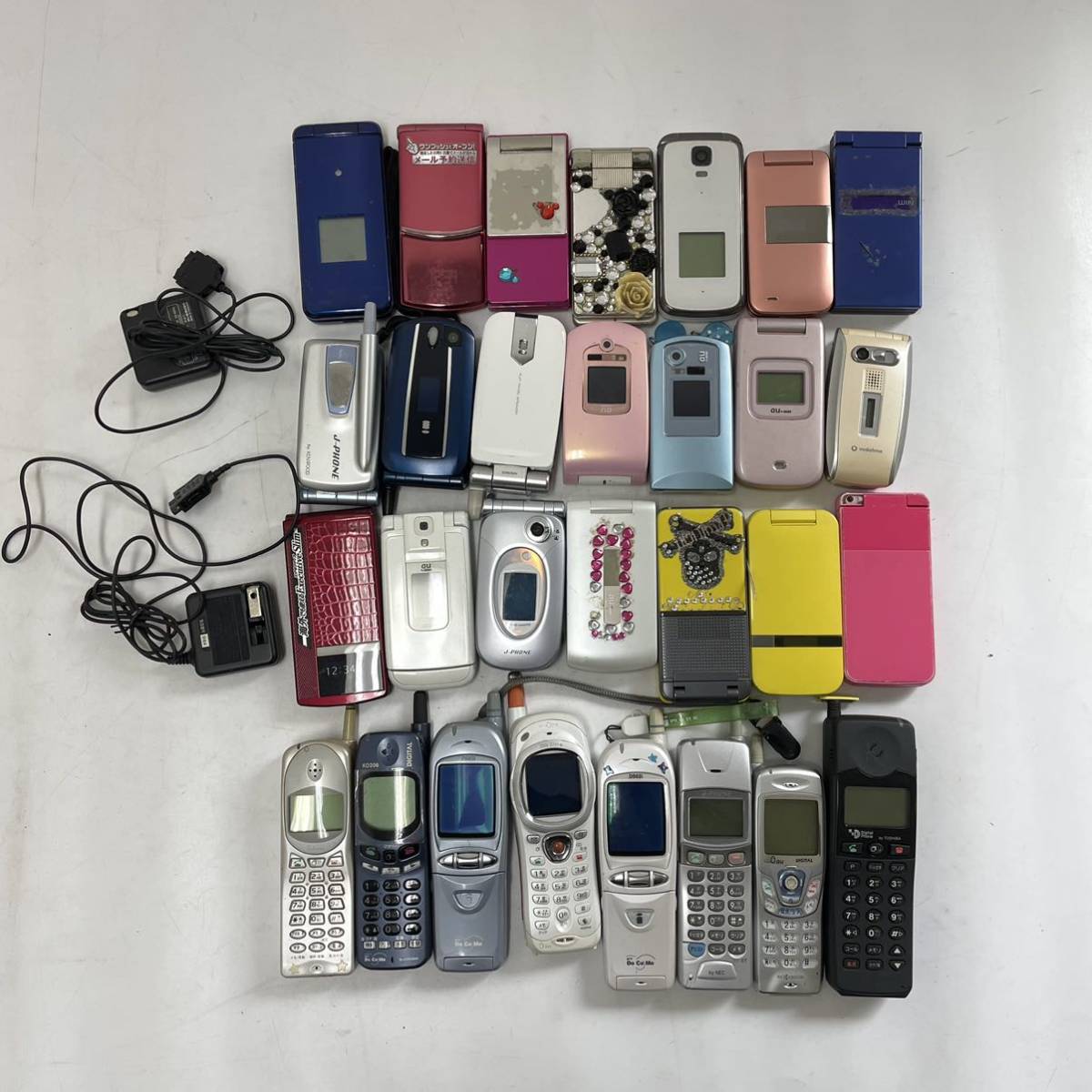 ZN】携帯電話 29点 まとめて ジャンク ガラケー パカパカ docomo au