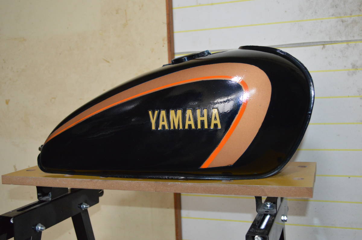 SR400 78年式 初期型 ナロータンク