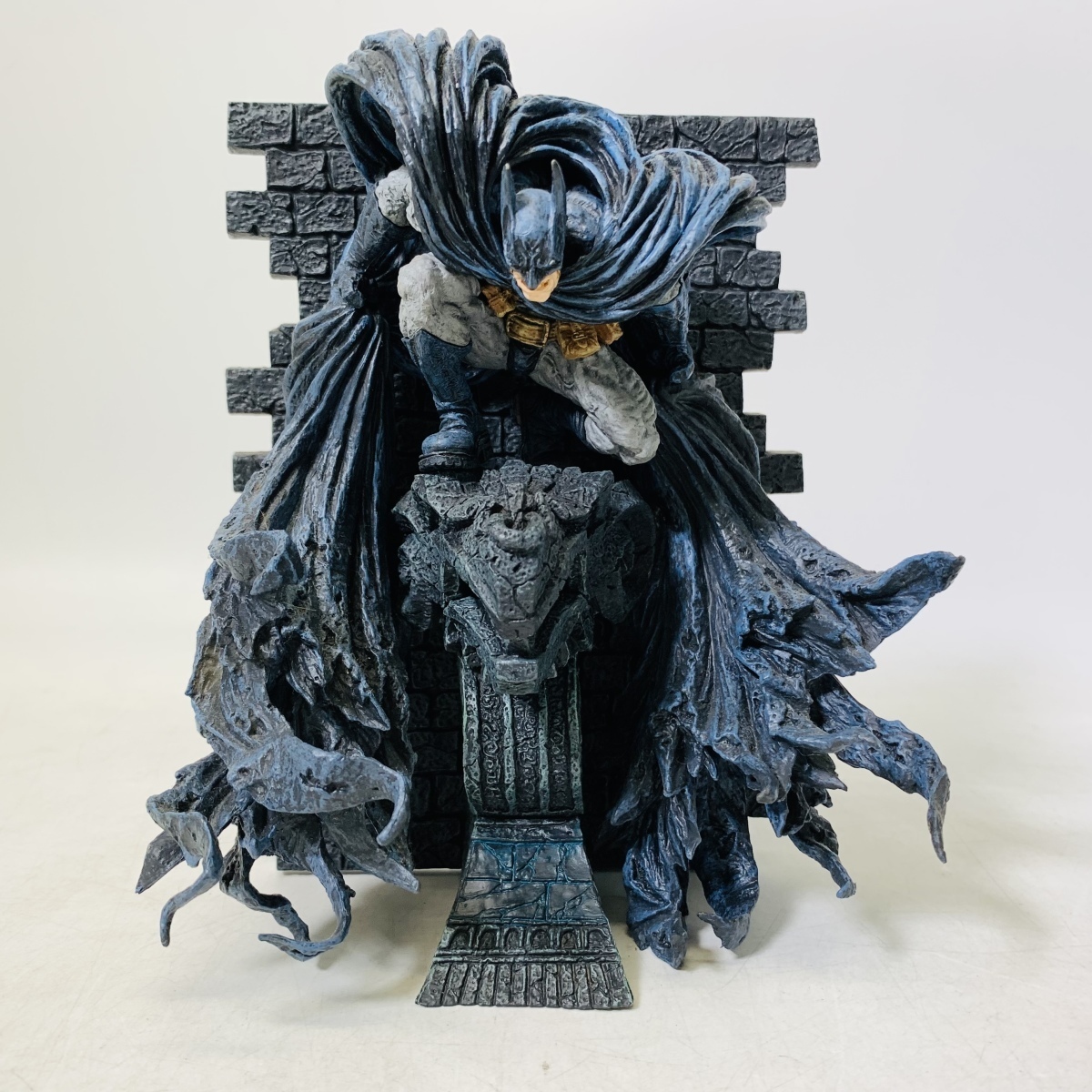 ルームガーゴイル バットマン フィギュア 岩倉圭二 コトブキヤ 経年