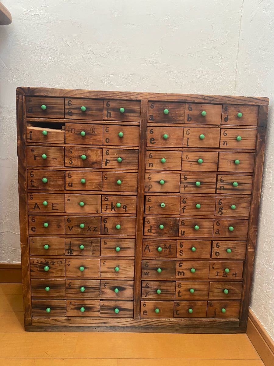 活版印刷時使用の木のタンス 活版印刷時使用の木のタンス 活版印刷時