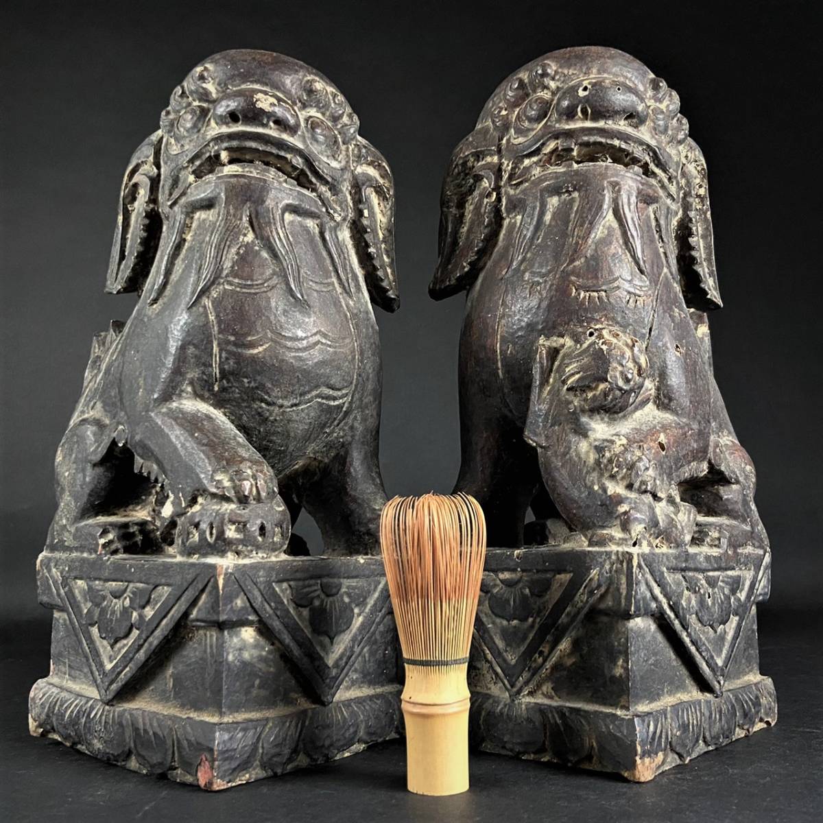 朝鮮美術 李朝 時代物 木造 木彫 狛犬 獅子 阿吽形 一対 高さ：34.8cm