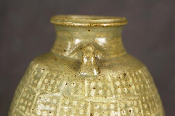 真作 人間国宝 島岡達三 地釉象嵌草花文壷 真作 人間国宝 島岡達三 地