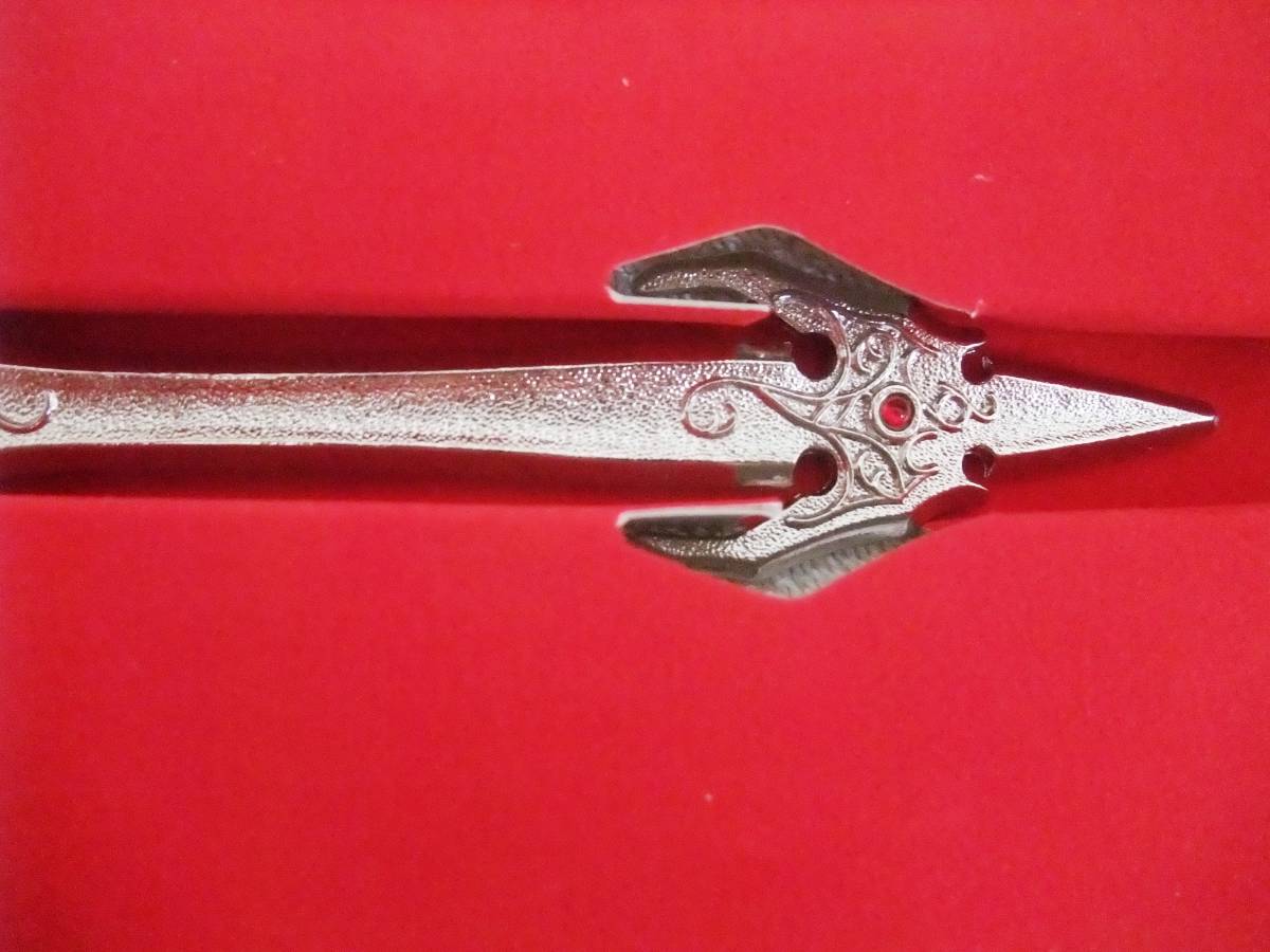 レア物 ドラゴンクエスト5 天空の剣 ペーパーナイフ ドラクエ剣 ENIX