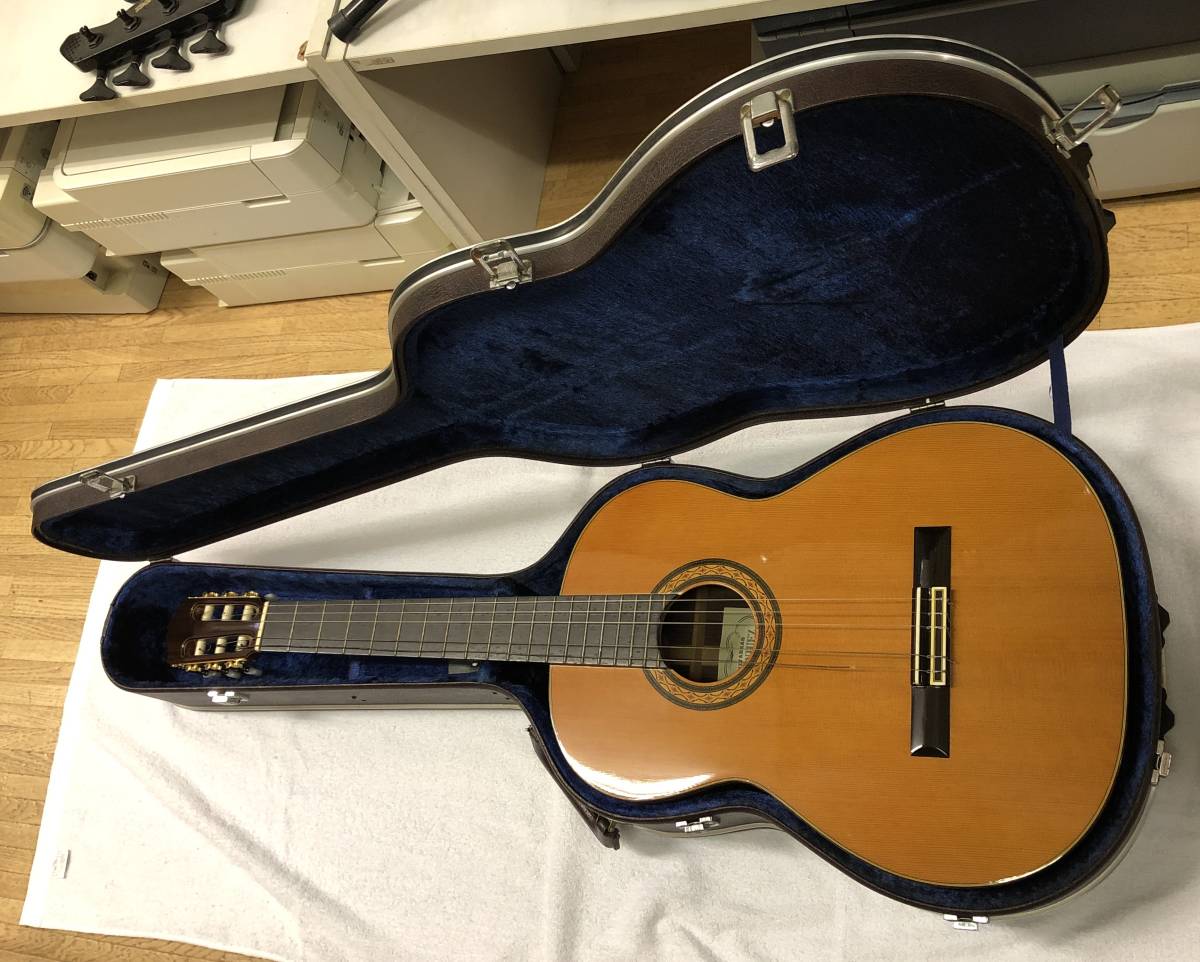 TAKAMINE タカミネ No.6 クラシックギター ARANJUEZ ハードケース（鍵