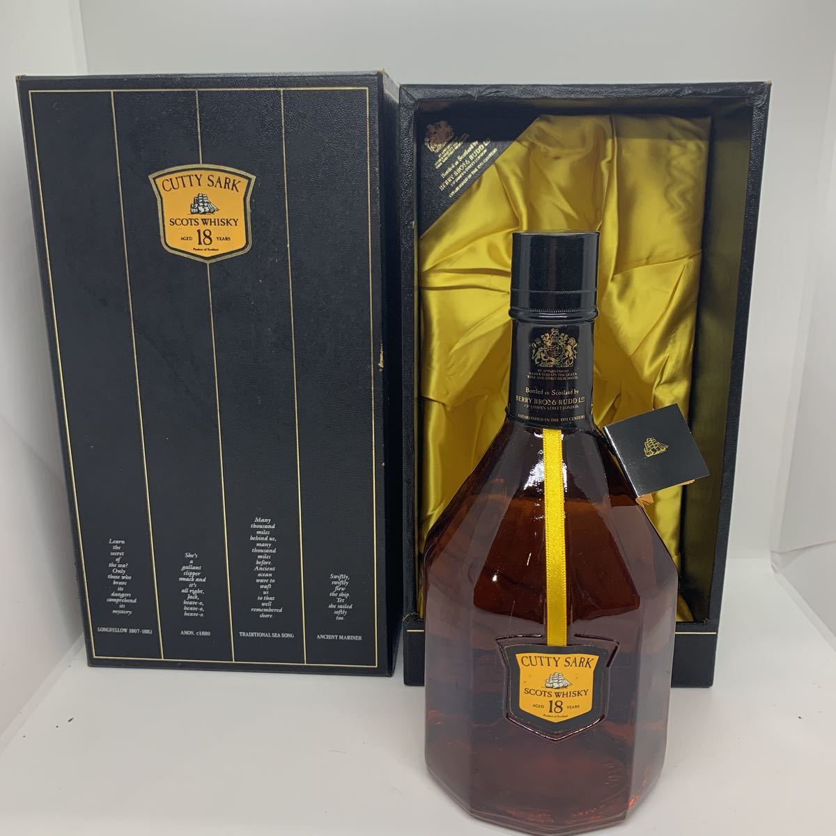 古酒 未開栓 CUTTY SARK カティサーク 18年 SCOTCH WHISKY スコッチ