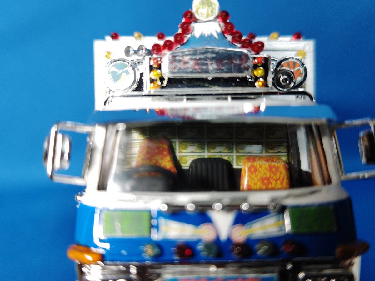 Yahoo!オークション - バンダイ 1/48 やもめのジョナサン 完成品 トラ