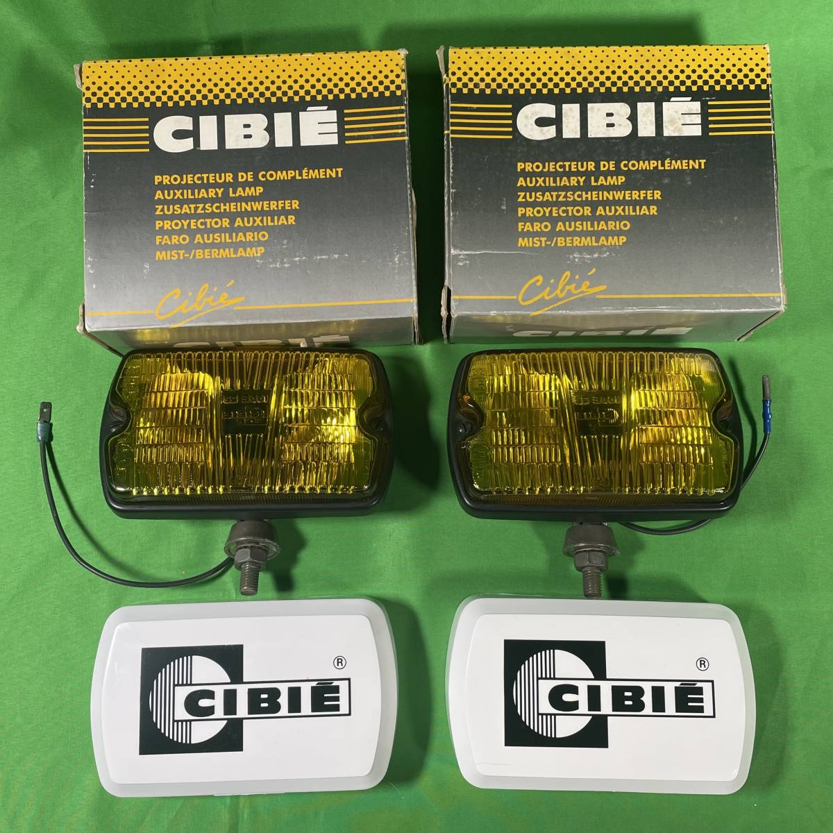 希少 未使用 当時物 CIBIE シビエ 35 イエローフォグ ライト 角 カバー
