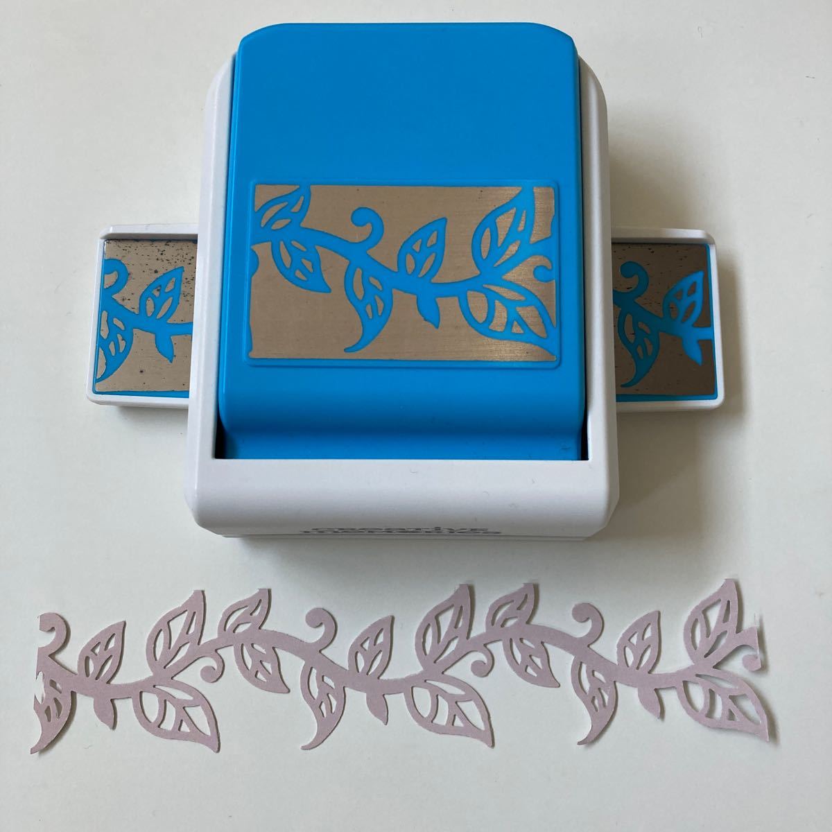 クリエイティブメモリーズ ホース 馬 creativememories パンチ 【公式