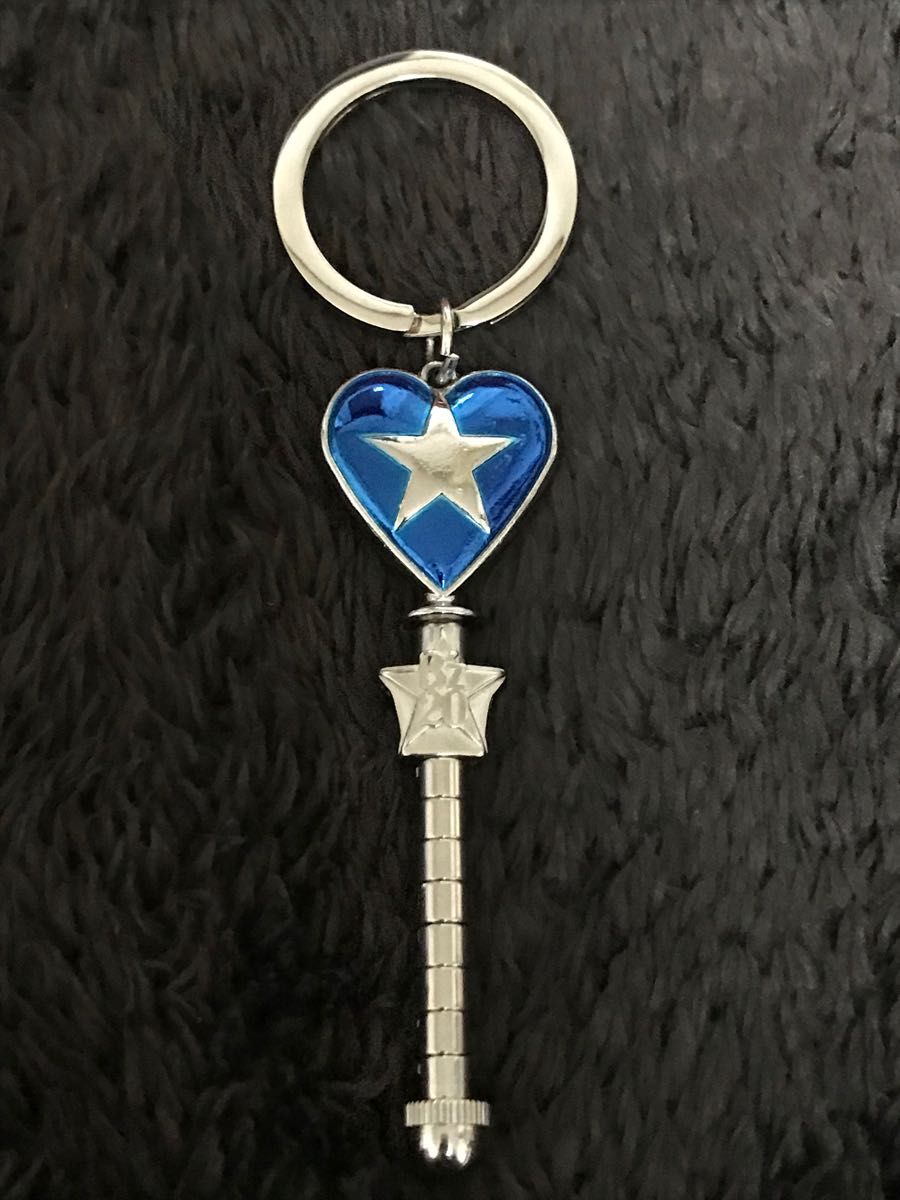 B'z LIVE-GYM Pleasure 2008 GLORY DAYS スペシャルキーチェーン2個