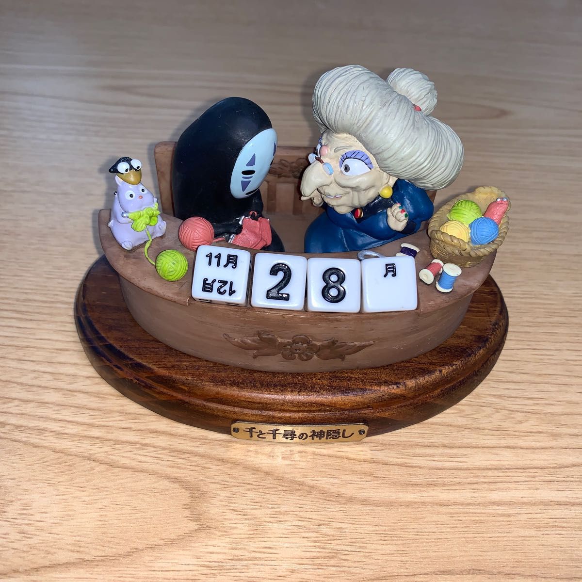 スタジオジブリ 千と千尋の神隠し 万年カレンダー 湯婆婆 カオナシ 坊