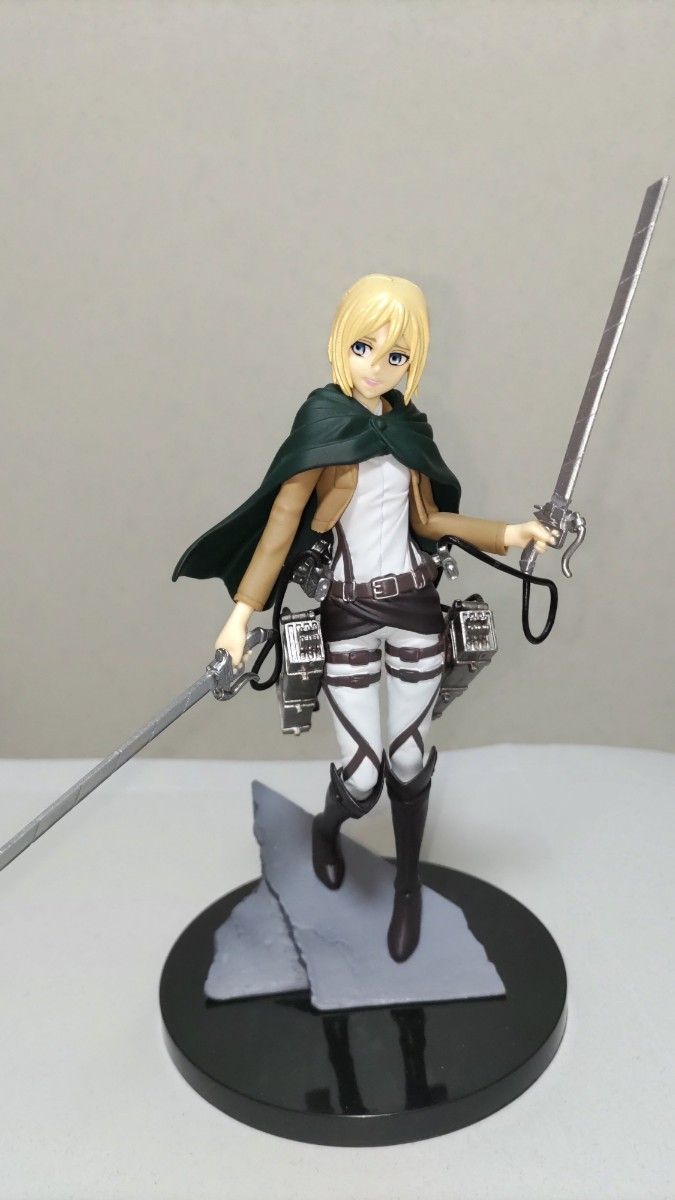 進撃の巨人 クリスタ・レンズ フィギュア｜Yahoo!フリマ（旧PayPayフリマ）
