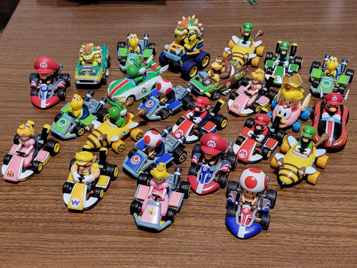 Yahoo!オークション - マリオカート プルバックカー まとめて 24台