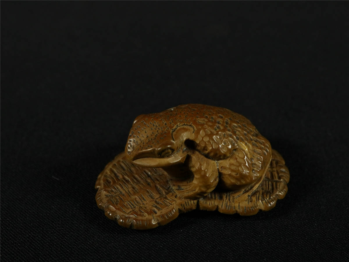 蛙根付 蛙 骨董 銘あり カエル 置物 縁起物 レトロ アンティーク 2025