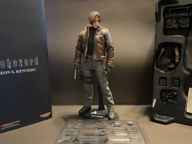 バ*ラ様 ダムトイズ バイオハザード4 レオン RE4 ホットトイズ バイオ4 バ*