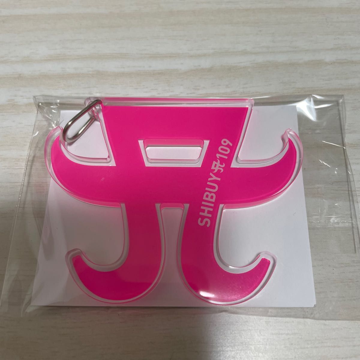 新品】浜崎あゆみ Fanatics MFC STORE 限定キーホルダー｜Yahoo!フリマ