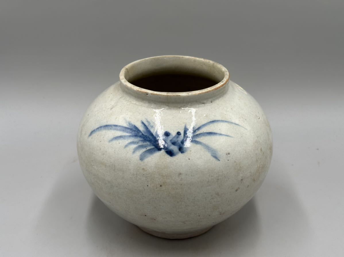 骨董アンティーク李朝染付草花文様丸壺壺花入韓国骨董朝鮮古美術