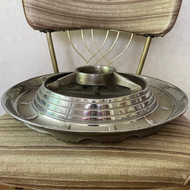 希少品！アメリカヴィンテージ アメ車 ホイールキャップ USAガレージ