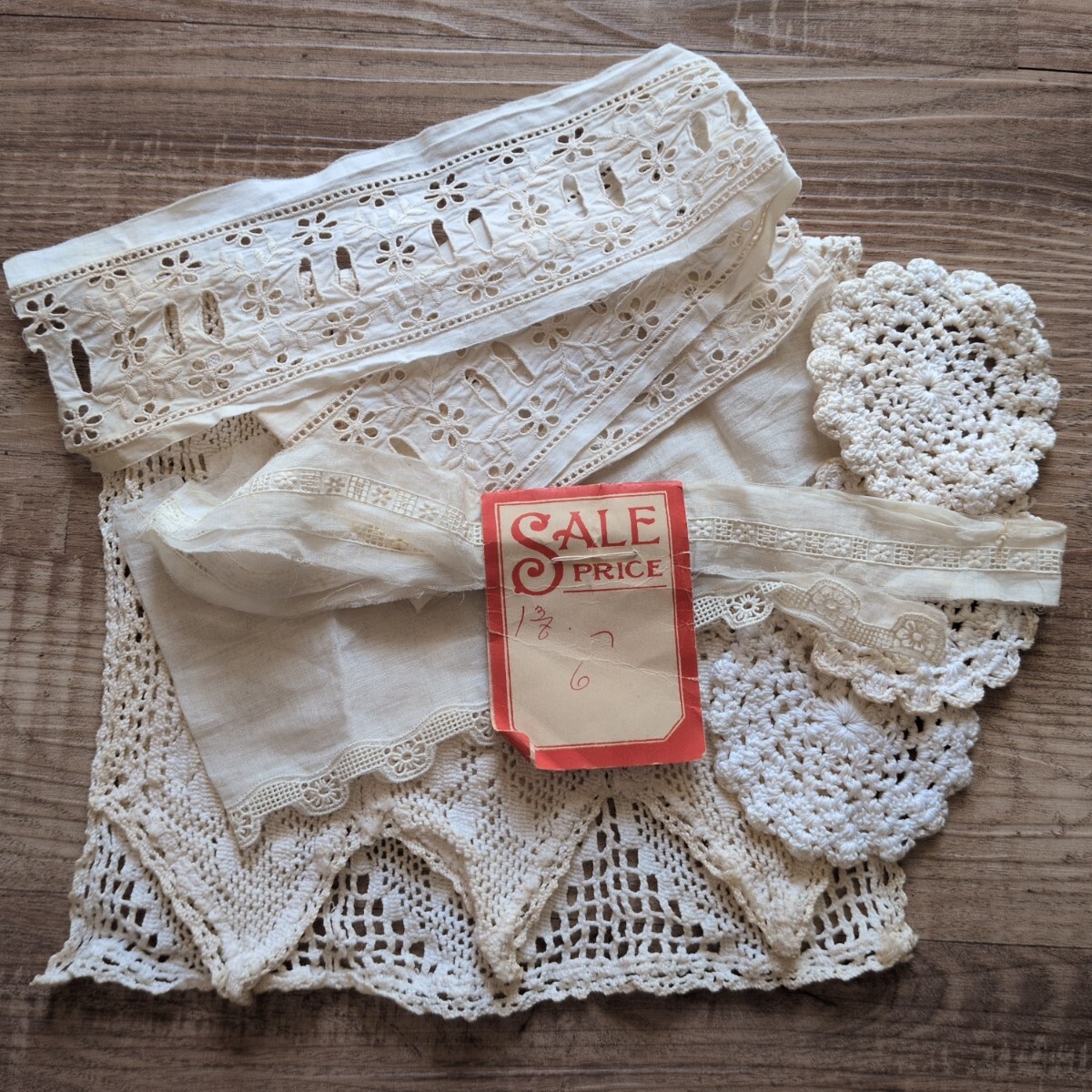 アンティークフランス マルチカラー手刺繍 チューリップ＆ローズ