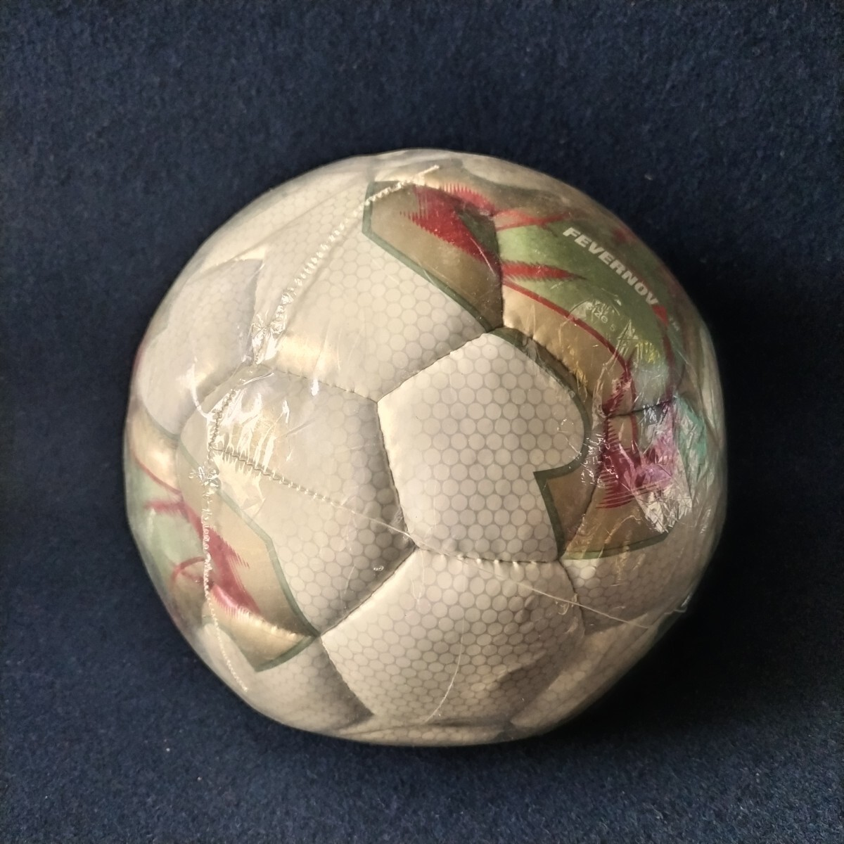 Yahoo!オークション -「2002 ワールドカップ ボール」の落札相場・落札価格