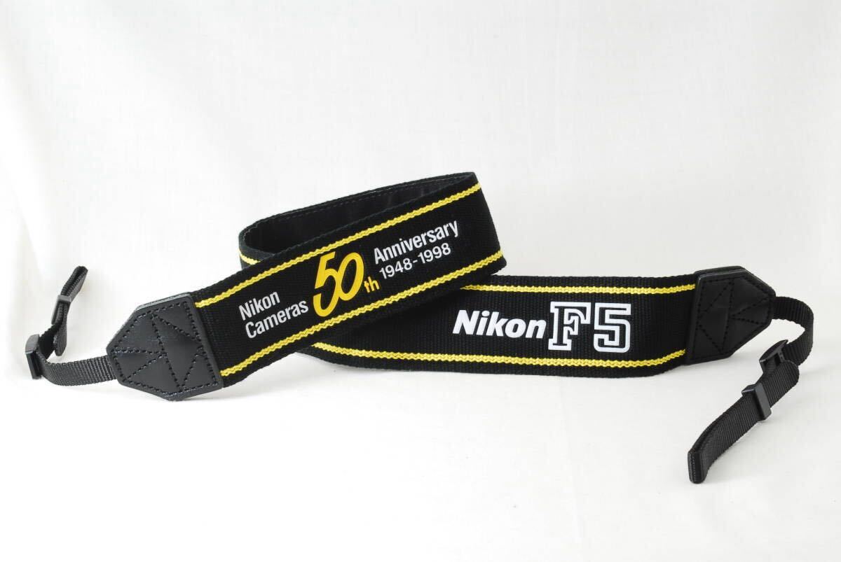 美品 完動品 Nikon F5アクセサリーセット 美品 完動品 Nikon F5