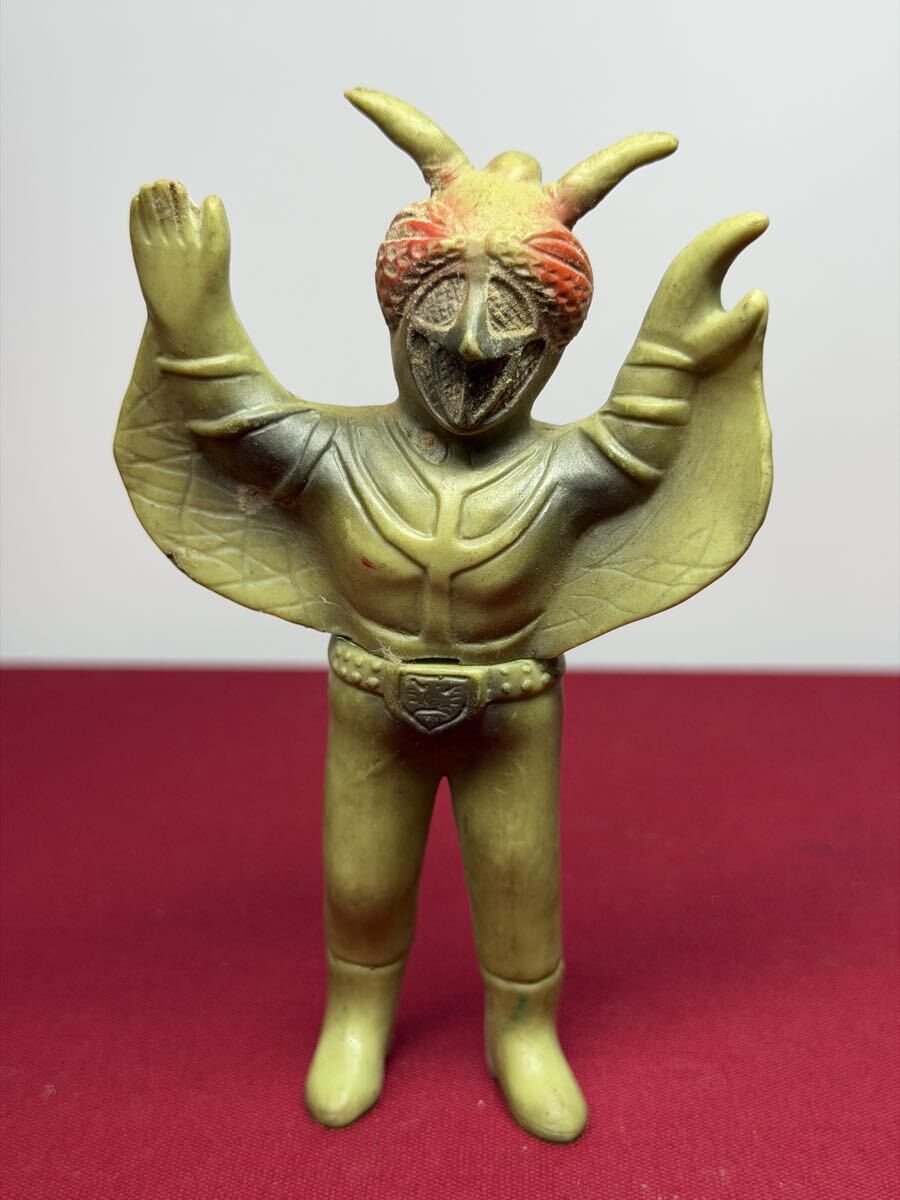 Yahoo!オークション -「カマキリ男」(ソフビ) (ビンテージ)の落札相場