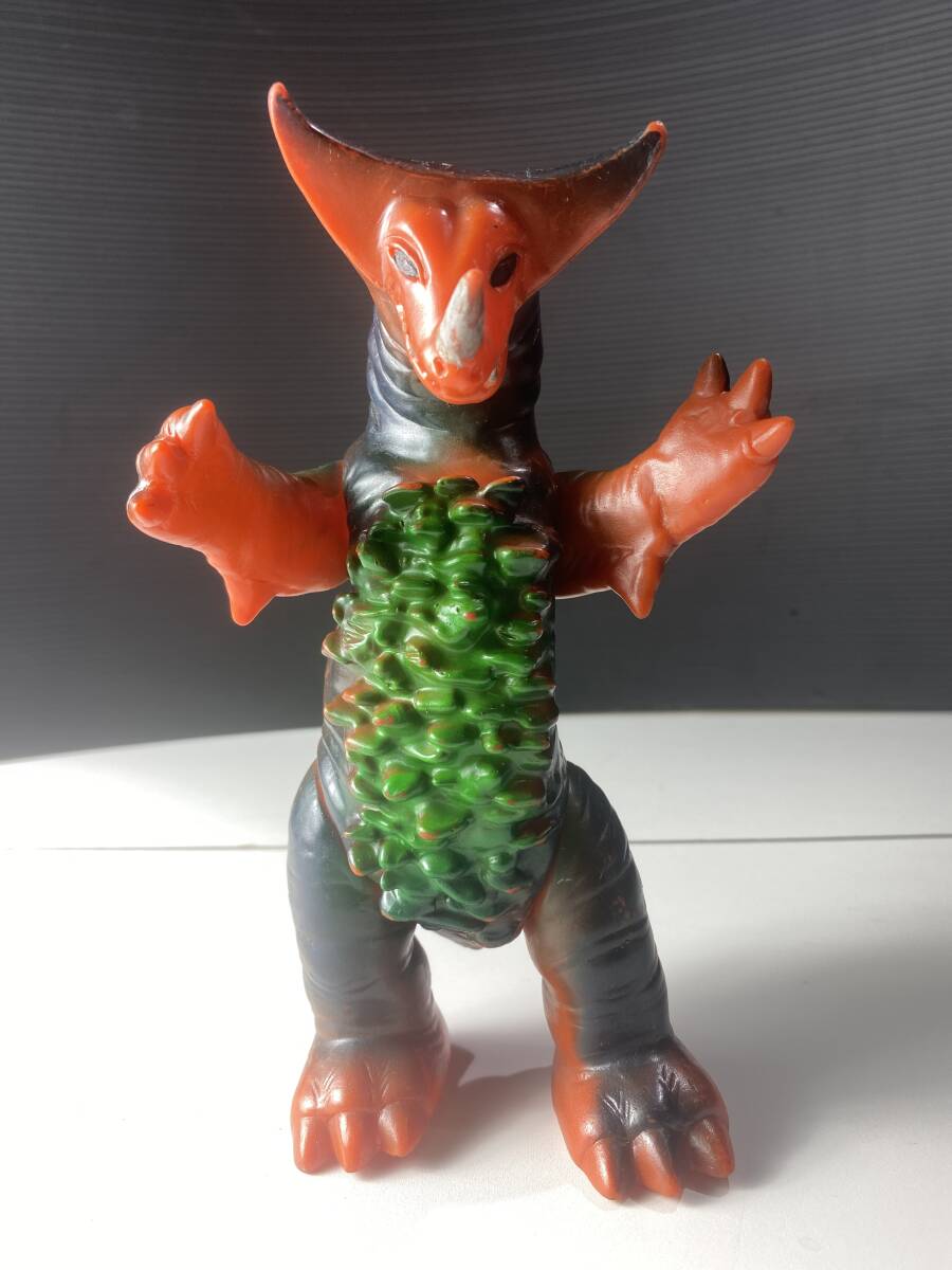 パチ ソフビ ゴモラ 当時物 無版権 パチ ソフビ ゴモラ 当時物 無版権