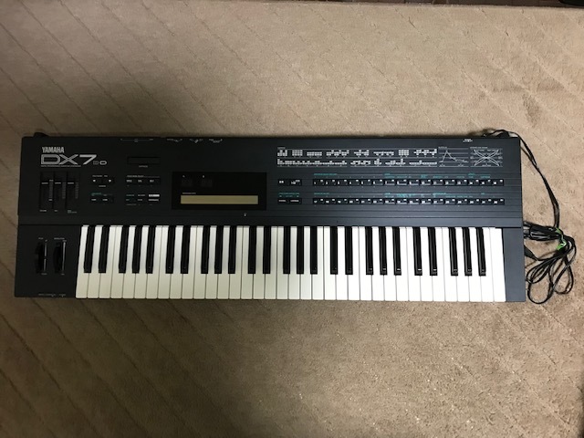 Yahoo!オークション -「yamaha dx7 ケース」の落札相場・落札価格
