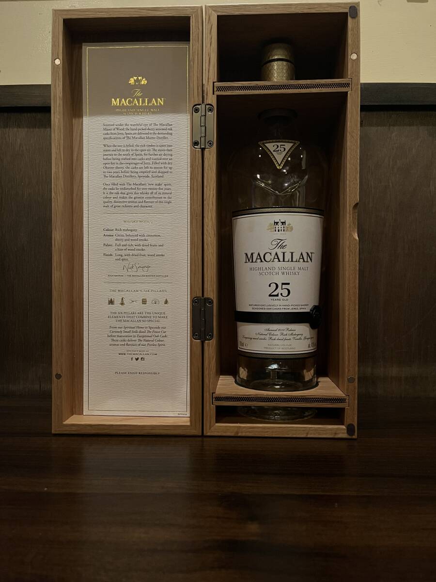 Yahoo!オークション -「マッカラン25年 空瓶」の落札相場・落札価格