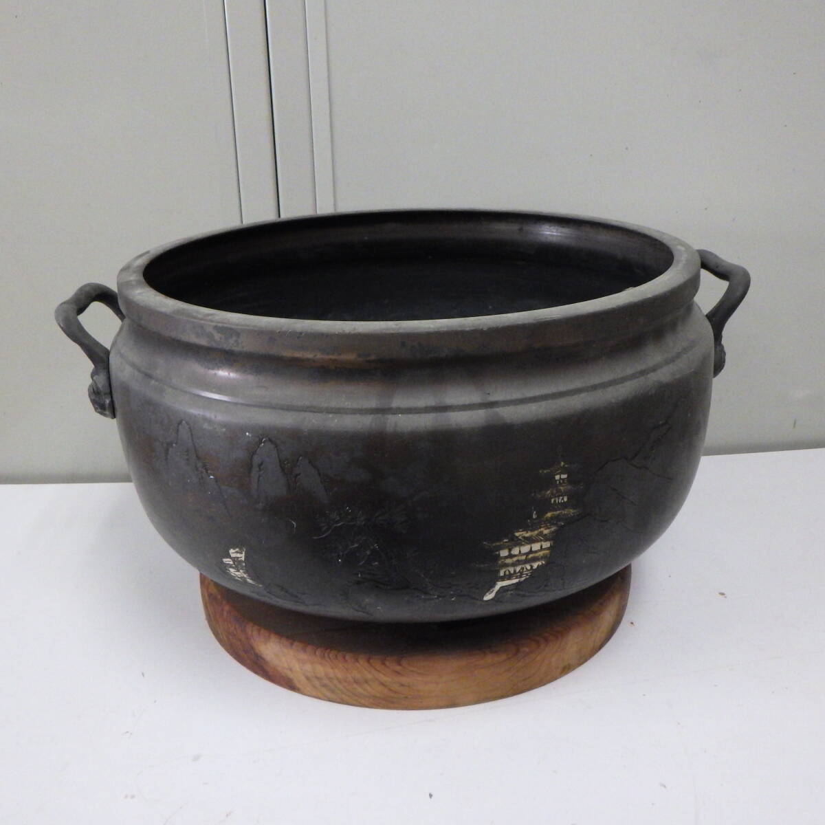 Yahoo!オークション -「火鉢」(銅製) (金属工芸)の落札相場・落札価格