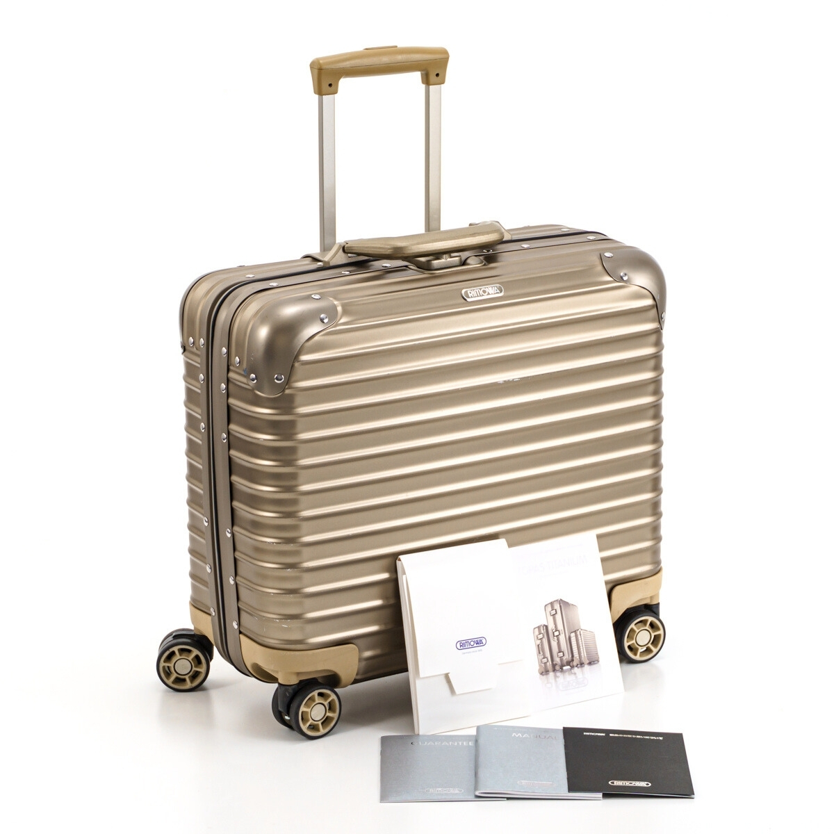 Yahoo!オークション -「リモワ トパーズ ゴールド」の落札相場・落札価格