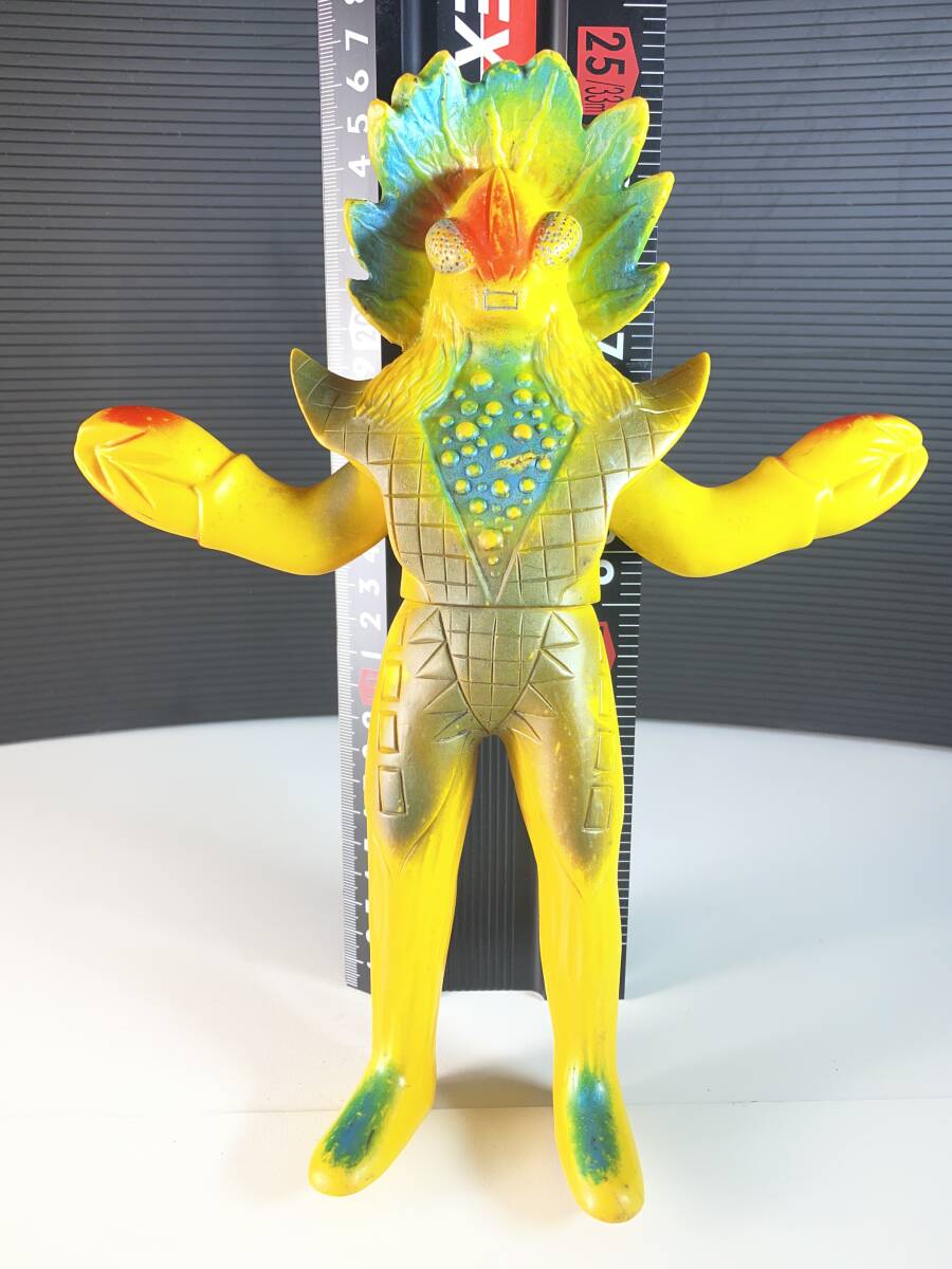 Yahoo!オークション -「ギロン人」(ソフビ) (ビンテージ)の落札相場