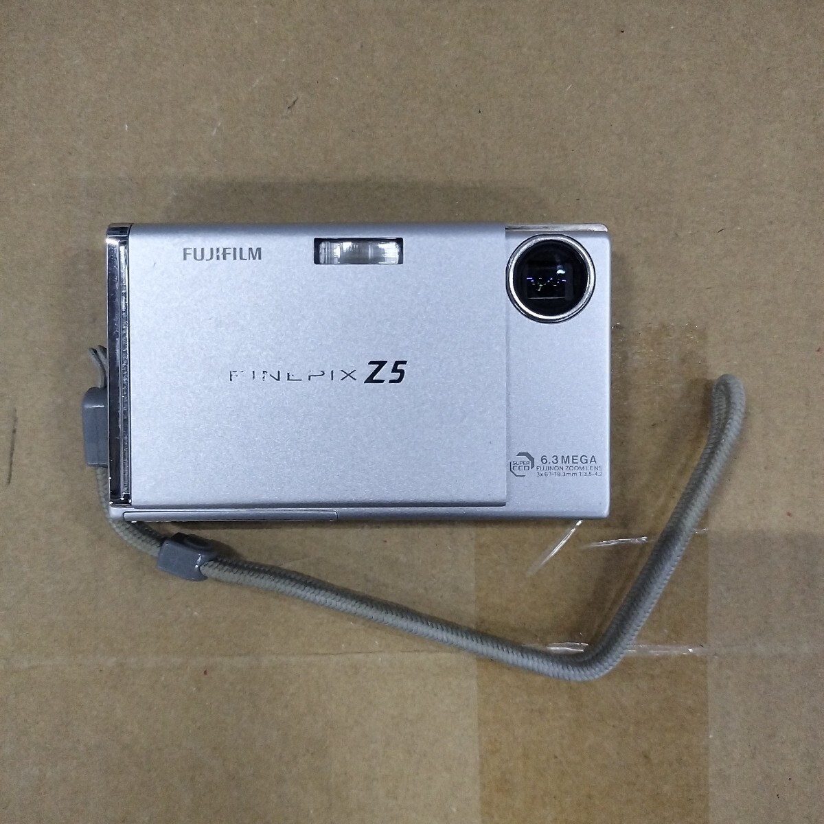 Yahoo!オークション -「fujifilm finepix z5」の落札相場・落札価格