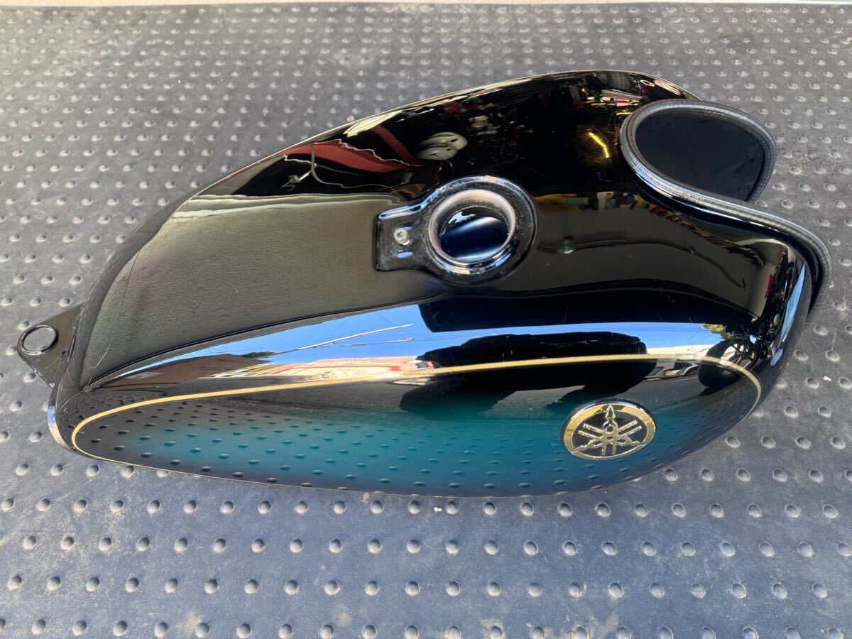 早い者勝ち SR400 SR500 純正タンク 再塗装品 キャブ車用 早い者勝ち