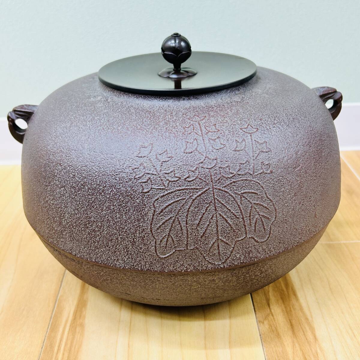 茶道具 高橋敬典作 透き木釜 しおり 共箱 釜鐶、透き木つき