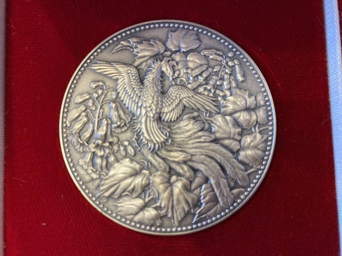 送料205円～純銀製 SV1000 126g 500円白銅貨幣発行記念メダル 1982年