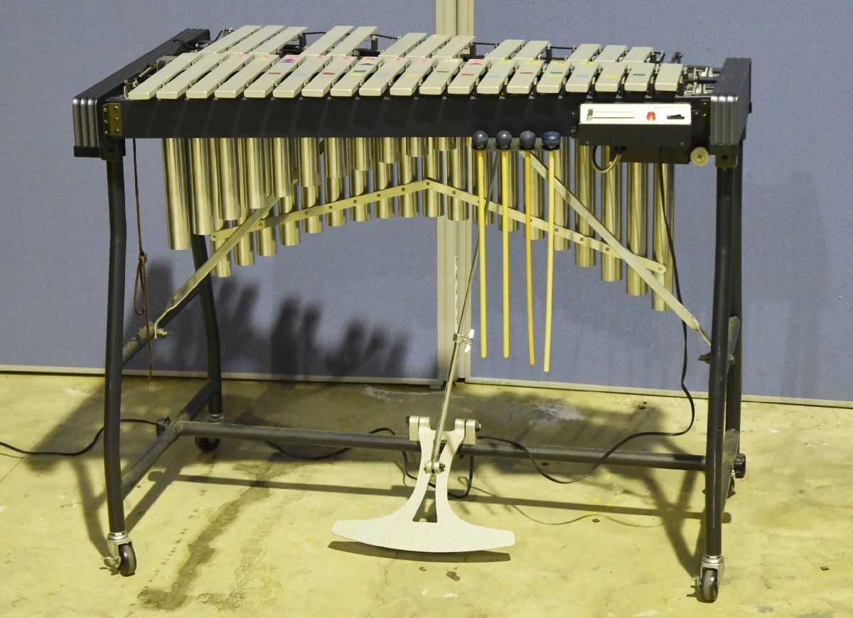 河合楽器 KAWAI 鉄琴 グロッケン 25音 ブロックタイプ 純正ケース付き