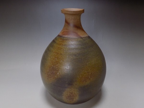 備前 大徳利 備前焼大徳利(2000cc)・カップセット(登り窯) | 岡山県備前市