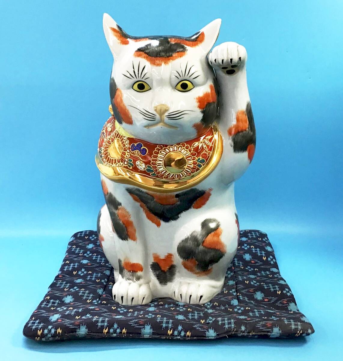 ヴィンテージ 開運縁起物招き猫 希少品三毛猫 久谷焼 ヴィンテージ
